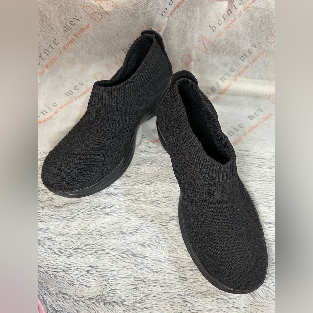 bernie mev. Black Knit Slip-On Sneakers